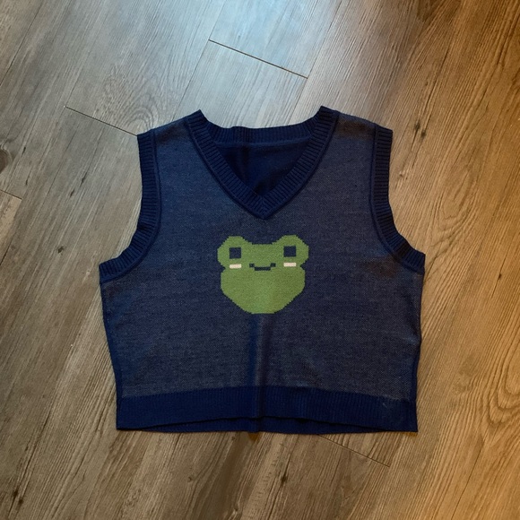 American Vintage Jackets & Blazers - Frog sweater vest